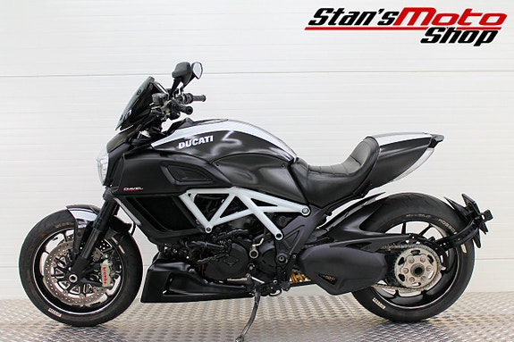 Ducati Diavel Carbon ABS Termignoni 9 of 17