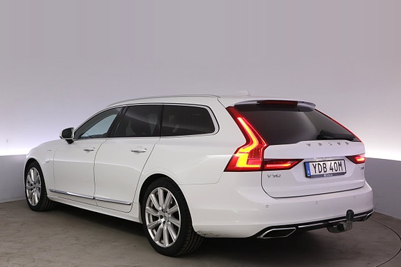Volvo V90 4 of 27