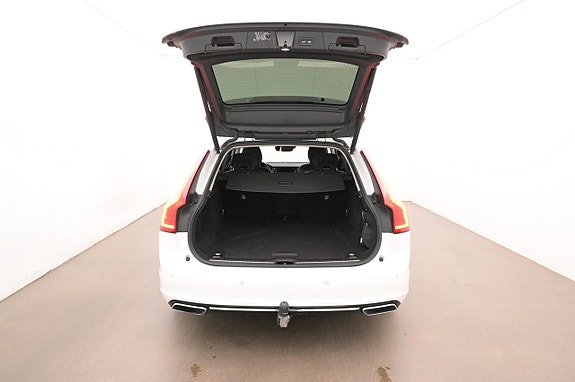 Volvo V90 21 of 27