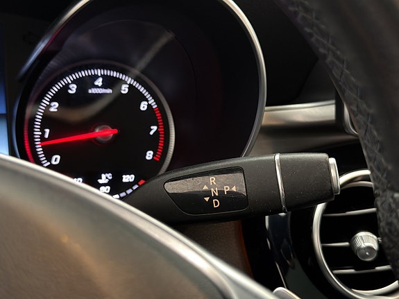 Mercedes-Benz C250 17 of 30