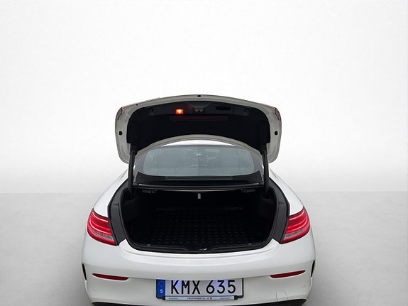 Mercedes-Benz C250 26 of 30