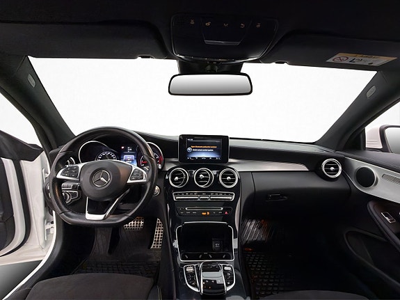 Mercedes-Benz C250 23 of 30