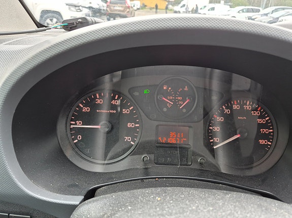 Peugeot Partner 15 of 20