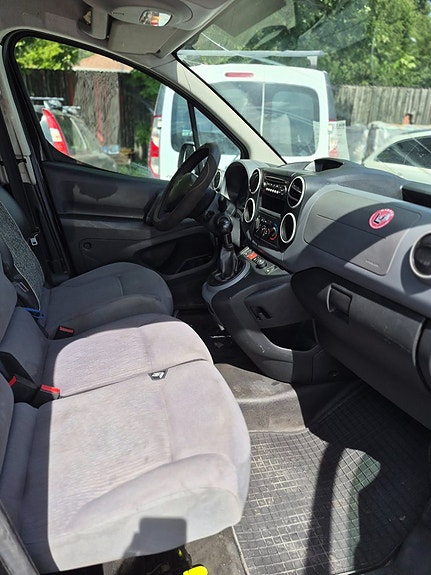 Peugeot Partner 17 of 20