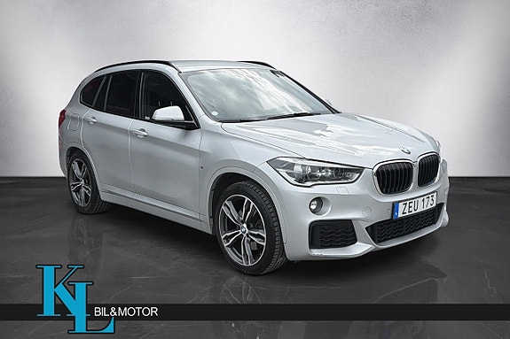 BMW X1 2 of 5