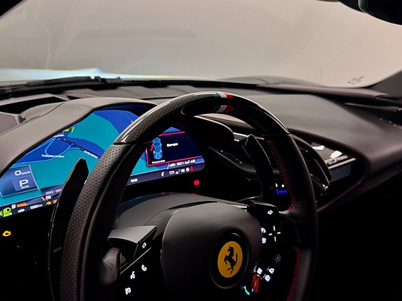Ferrari SF90 Stradale 4 of 5