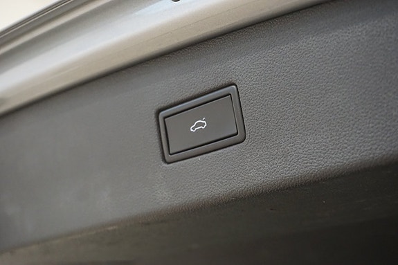 Volkswagen Tiguan Allspace 29 of 30