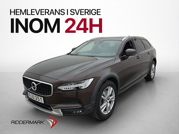 Volvo V90 Cross Country 3 of 5