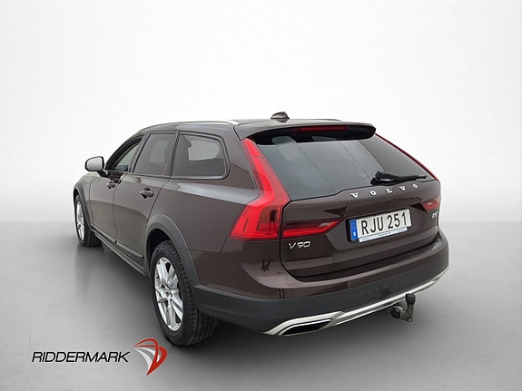 Volvo V90 Cross Country 5 of 5