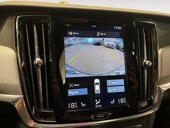 Volvo S90 19 of 26