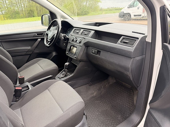 Volkswagen Caddy 7 of 9