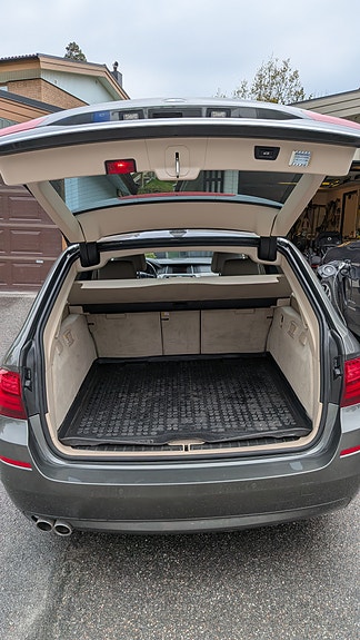BMW 520d 12 of 13