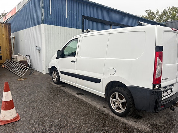 Peugeot Expert 2 of 5
