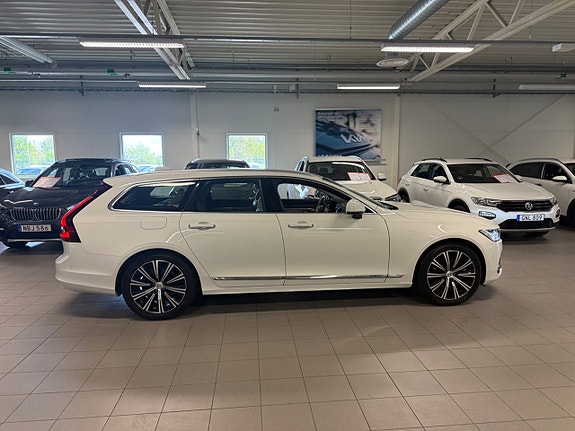 Volvo V90 4 of 21