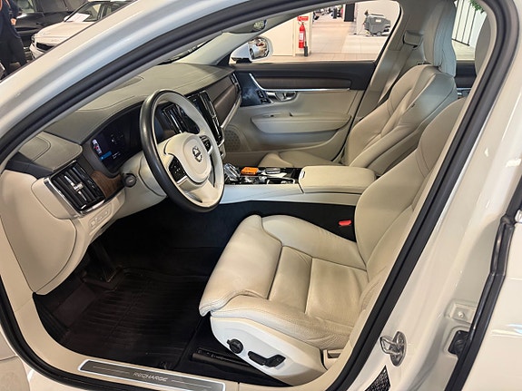 Volvo V90 7 of 21