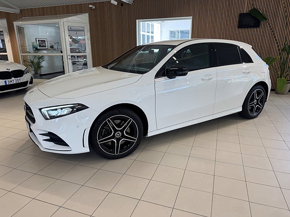 Mercedes-Benz A250 e 9 of 12