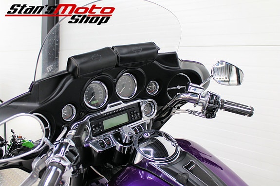 Harley-Davidson FLTC Tour Electra Glide Clasic 17 of 20