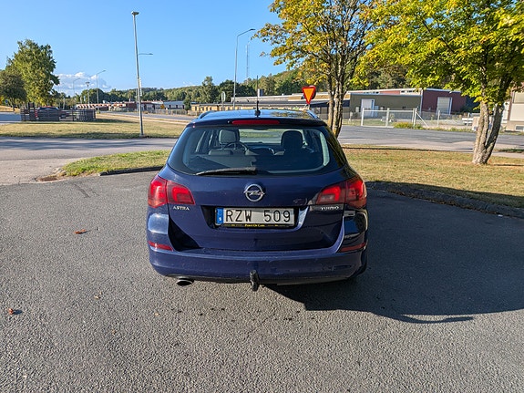 Opel Astra 6 of 18