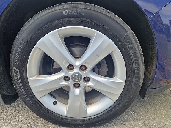 Opel Astra 9 of 16
