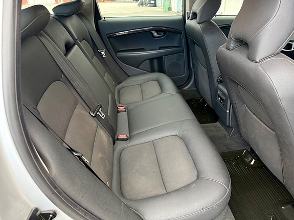 Volvo V70 15 of 15