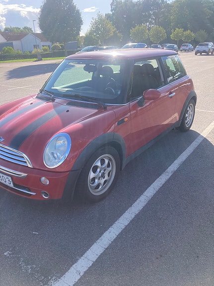 MINI Cooper 4 of 9