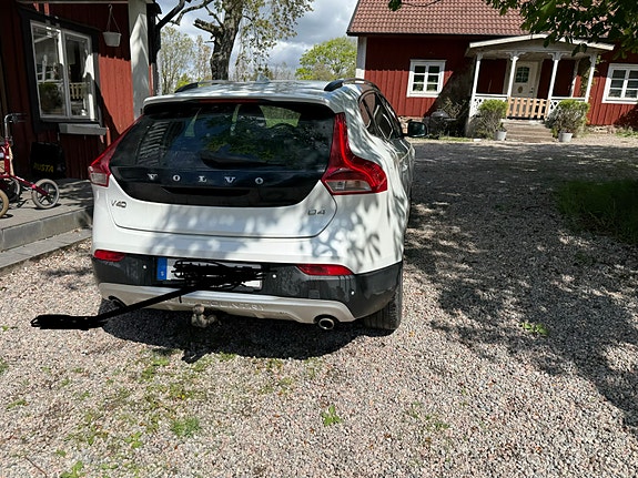 Volvo V40 Cross Country 4 of 4