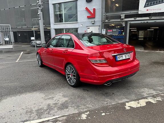 Mercedes-Benz C180 3 of 5
