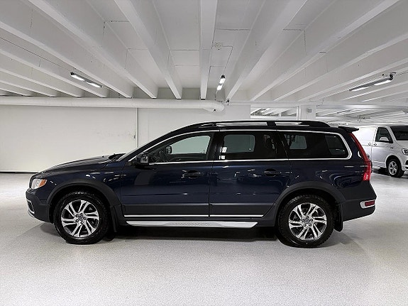 Volvo XC70 8 of 30