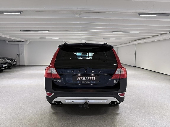 Volvo XC70 6 of 30