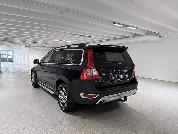 Volvo XC70 7 of 30
