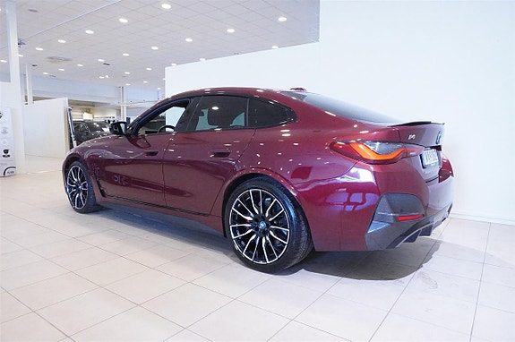 BMW i4 6 of 23