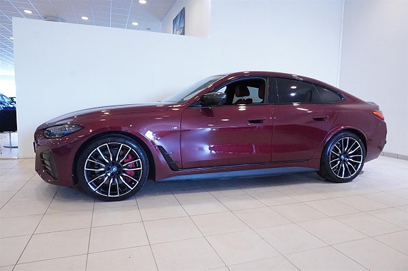 BMW i4 4 of 5