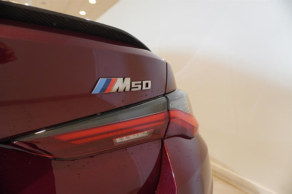 BMW i4 8 of 23