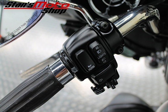 Harley-Davidson Electra Glide Ultra Classic ABS Vance&Hines 16 of 18