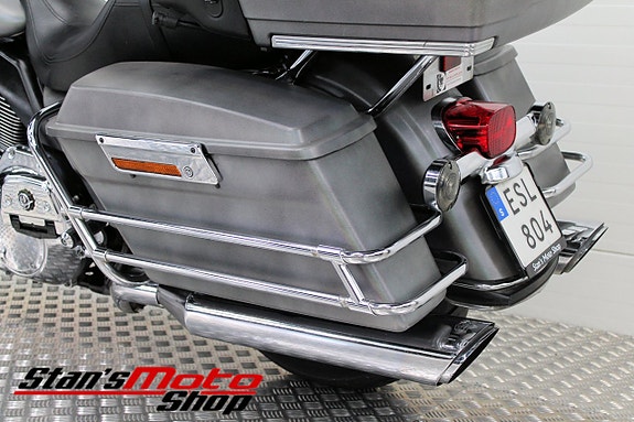 Harley-Davidson Electra Glide Ultra Classic ABS Vance&Hines 11 of 18