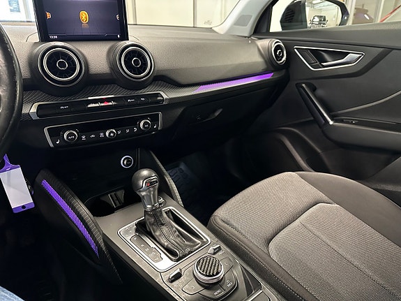 Audi Q2 11 of 16