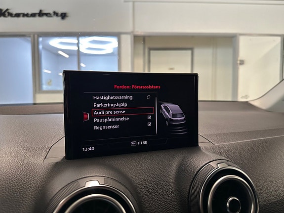 Audi Q2 15 of 16