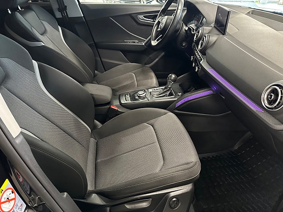 Audi Q2 8 of 16