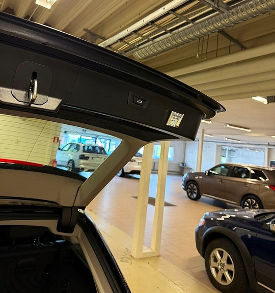 BMW 525d 9 of 21