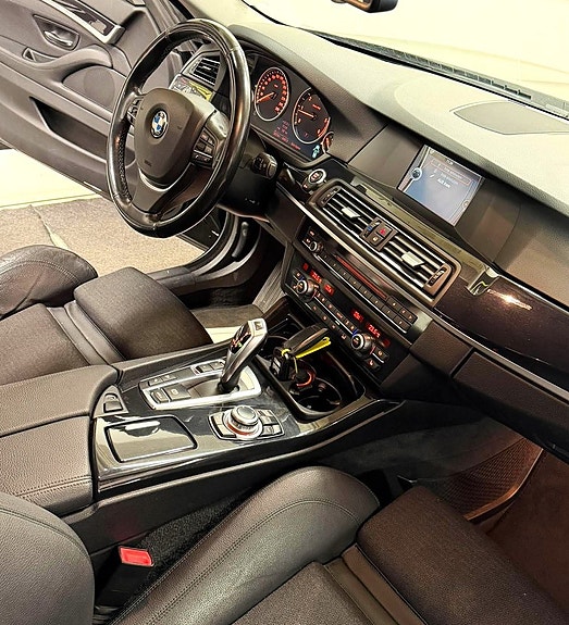 BMW 525d 18 of 21