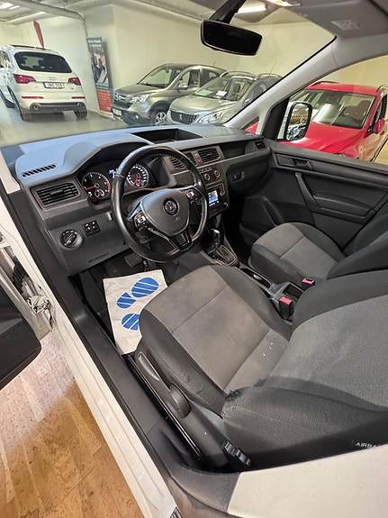 Volkswagen Caddy 6 of 17