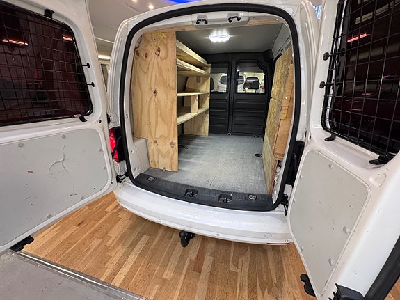 Volkswagen Caddy 16 of 17