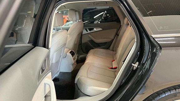 Audi A6 17 of 19