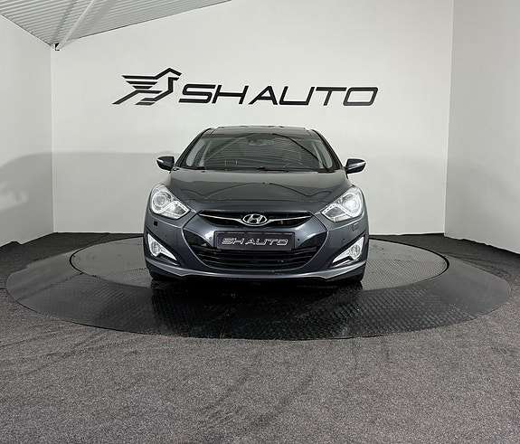 Hyundai i40 2 of 22