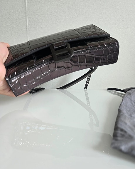 Product image 13 of 17