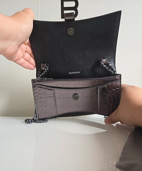 Product image 16 of 17