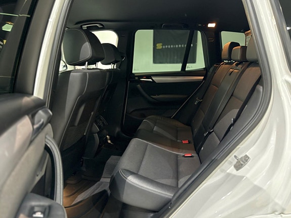 BMW X3 9 of 12