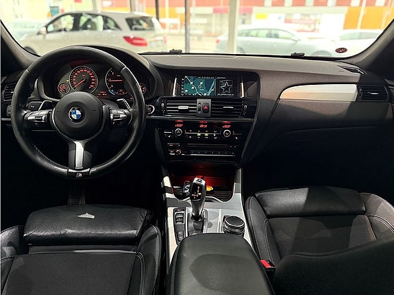 BMW X3 8 of 12
