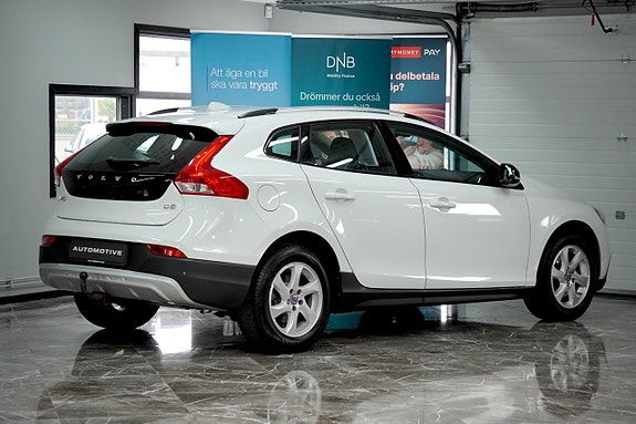 Volvo V40 Cross Country 4 of 5