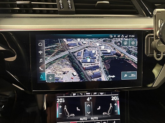 Audi Q8 e-tron 6 of 12